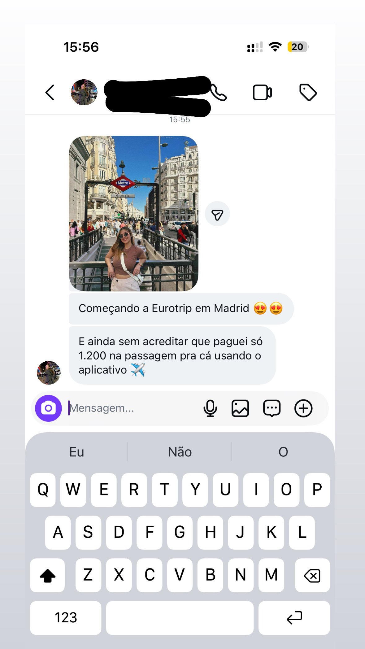 Viajantes felizes pelo mundo